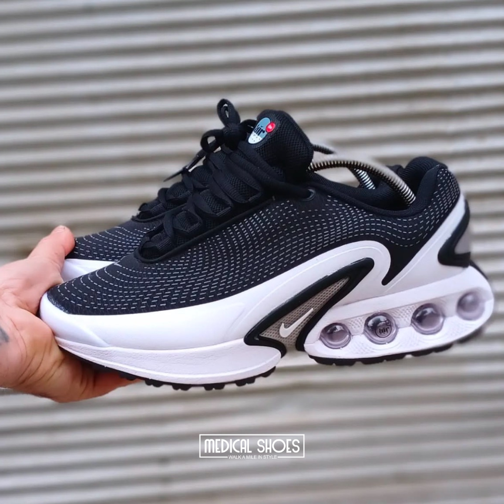 Nike Air Max Dn black&white